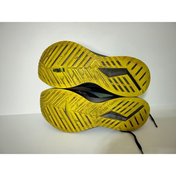 Brooks Levitate 4 Mens size 10.5 EU 44.5 Running Shoes Black‎ Neon main image 8